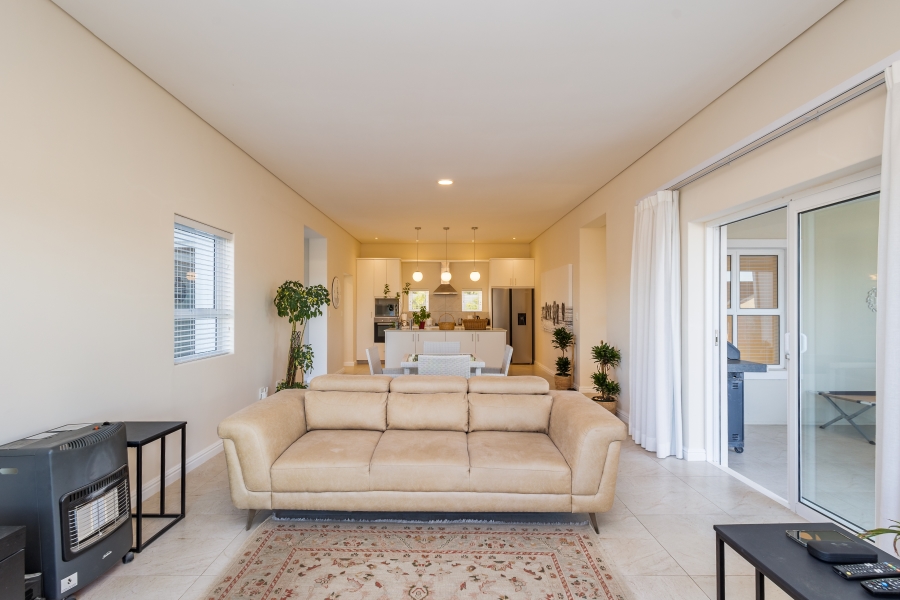 3 Bedroom Property for Sale in Baron View Western Cape